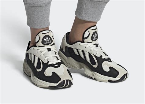 yung schuh adidas angezogen|ALL EYES ON: THE ADIDAS YUNG 1 .